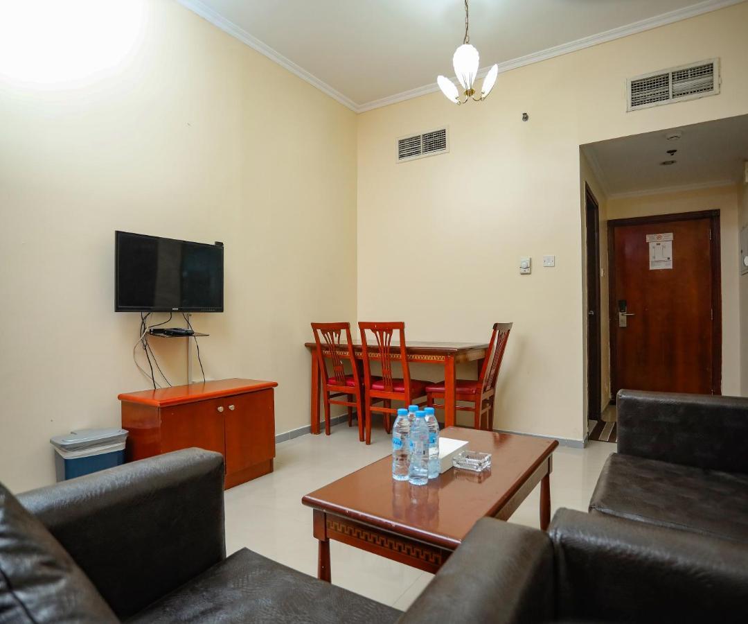 Al Sharq Hotel Suites - Baithans Шарджа Екстер'єр фото
