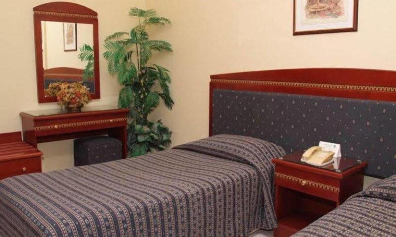 Al Sharq Hotel Suites - Baithans Шарджа Екстер'єр фото